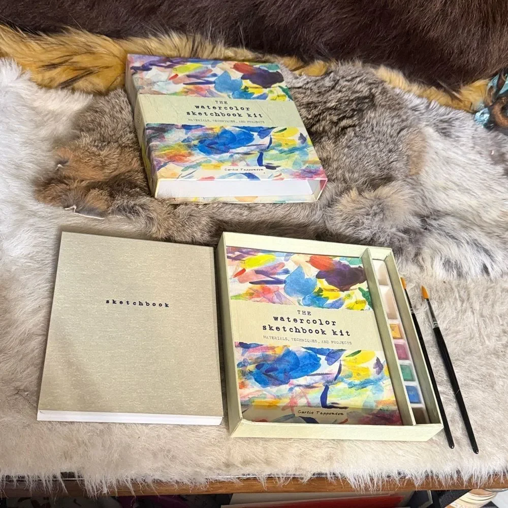 Chronicle Books watercolor kit new in the box (6027)